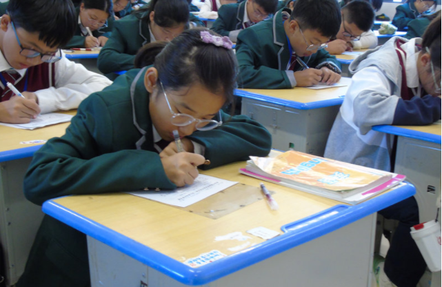 為孩子未來這應社會供給助力為孩子的成長供給豐厚的養料 為孩子未來這應社會供給助力為孩子的成長供給豐厚的養料