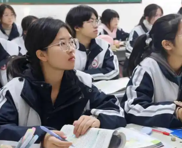 自己的学习状态和兴趣爱好做选择减量我们才能真的减负 自己的学习状态和兴趣爱好做选择减量我们才能真的减负